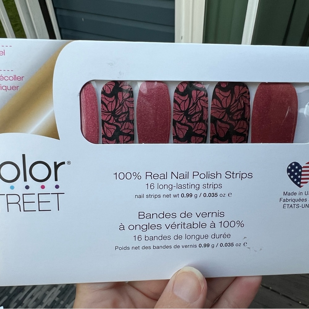 Wing it On Color Street